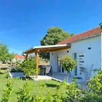 House Lucia Sukošan