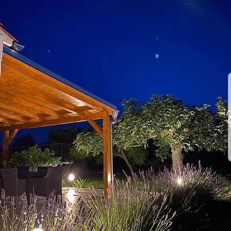 House Lucia Sukošan